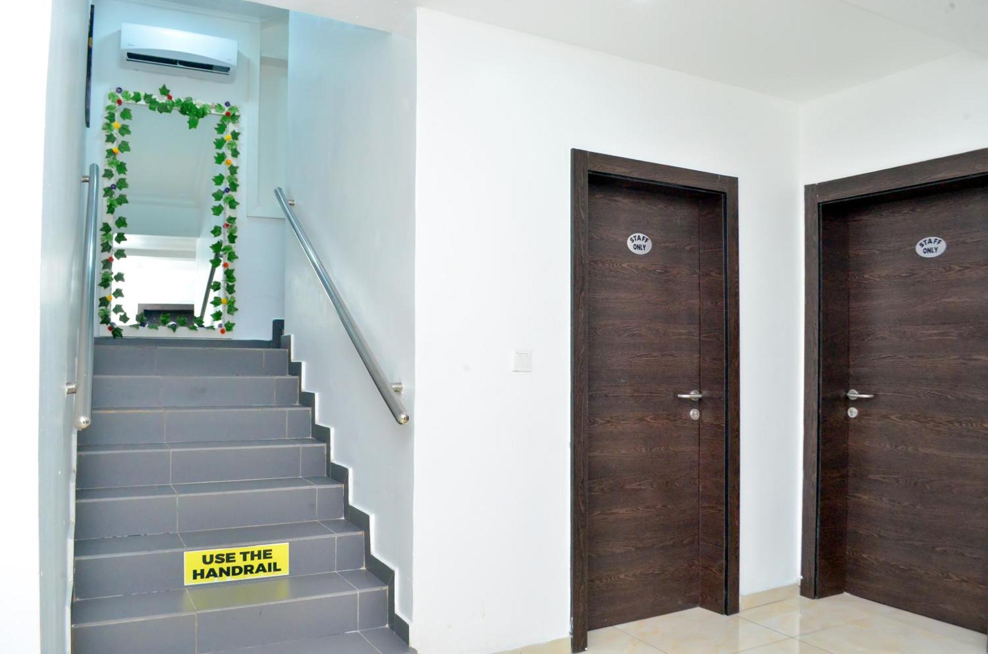 Proxima Centauri Hotel Port Harcourt Esterno foto